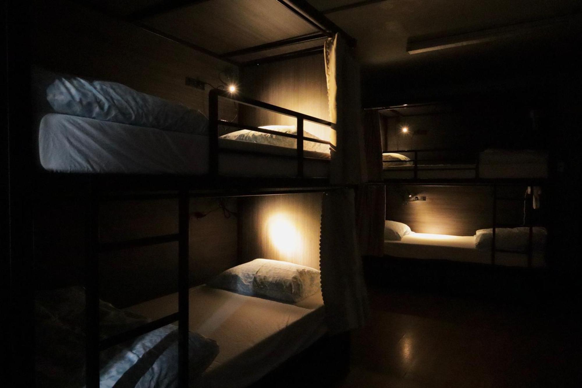 Ritz For Backpackers Hostel Melbourne Exterior photo