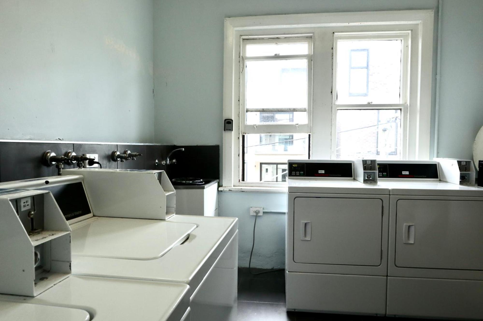 Ritz For Backpackers Hostel Melbourne Exterior photo