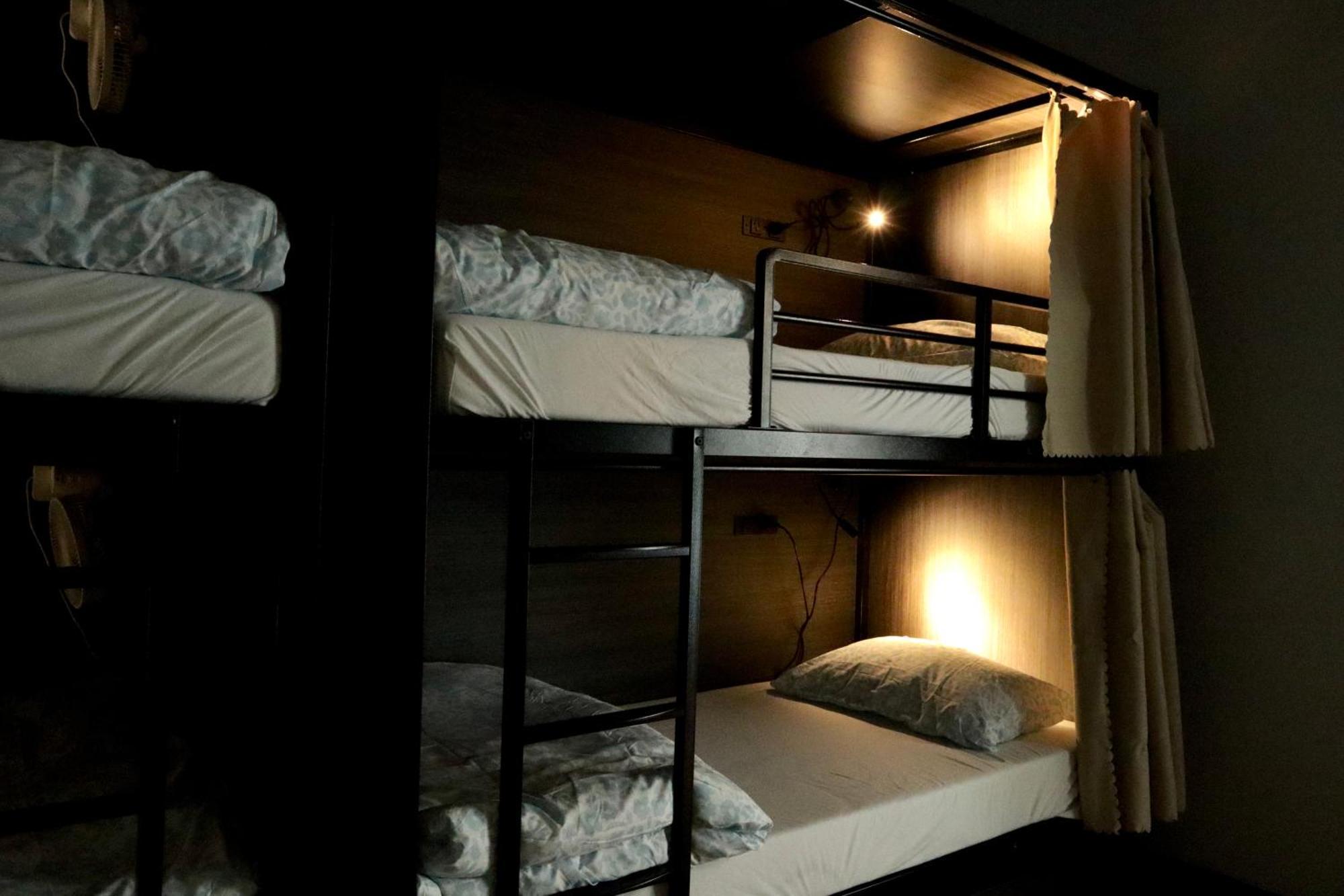 Ritz For Backpackers Hostel Melbourne Exterior photo