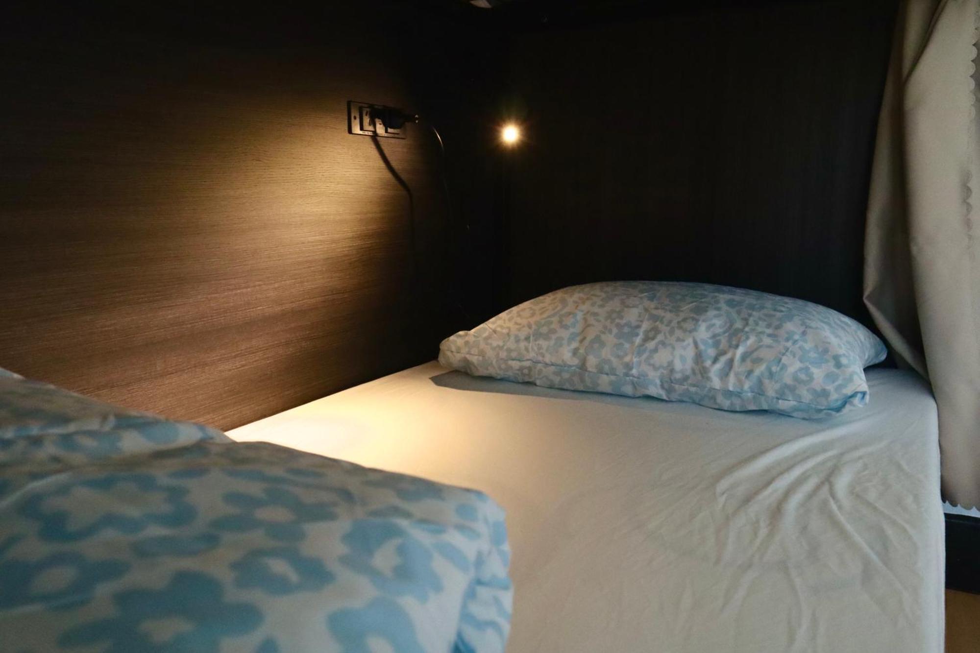 Ritz For Backpackers Hostel Melbourne Exterior photo